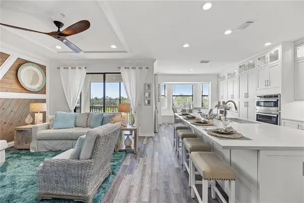 $5,000 | 18114 Gawthrop Drive, Unit 402, Lakewood Ranch, FL 34211