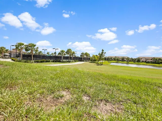 $4,500 | 18114 Gawthrop Drive, Unit 402, Lakewood Ranch, FL 34211