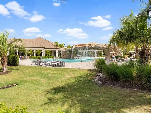$5,000 | 18114 Gawthrop Drive, Unit 402, Lakewood Ranch, FL 34211