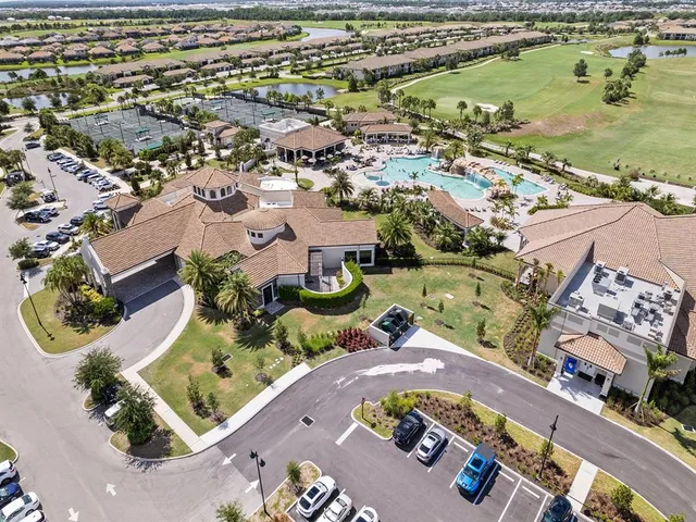 $4,500 | 18114 Gawthrop Drive, Unit 402, Lakewood Ranch, FL 34211