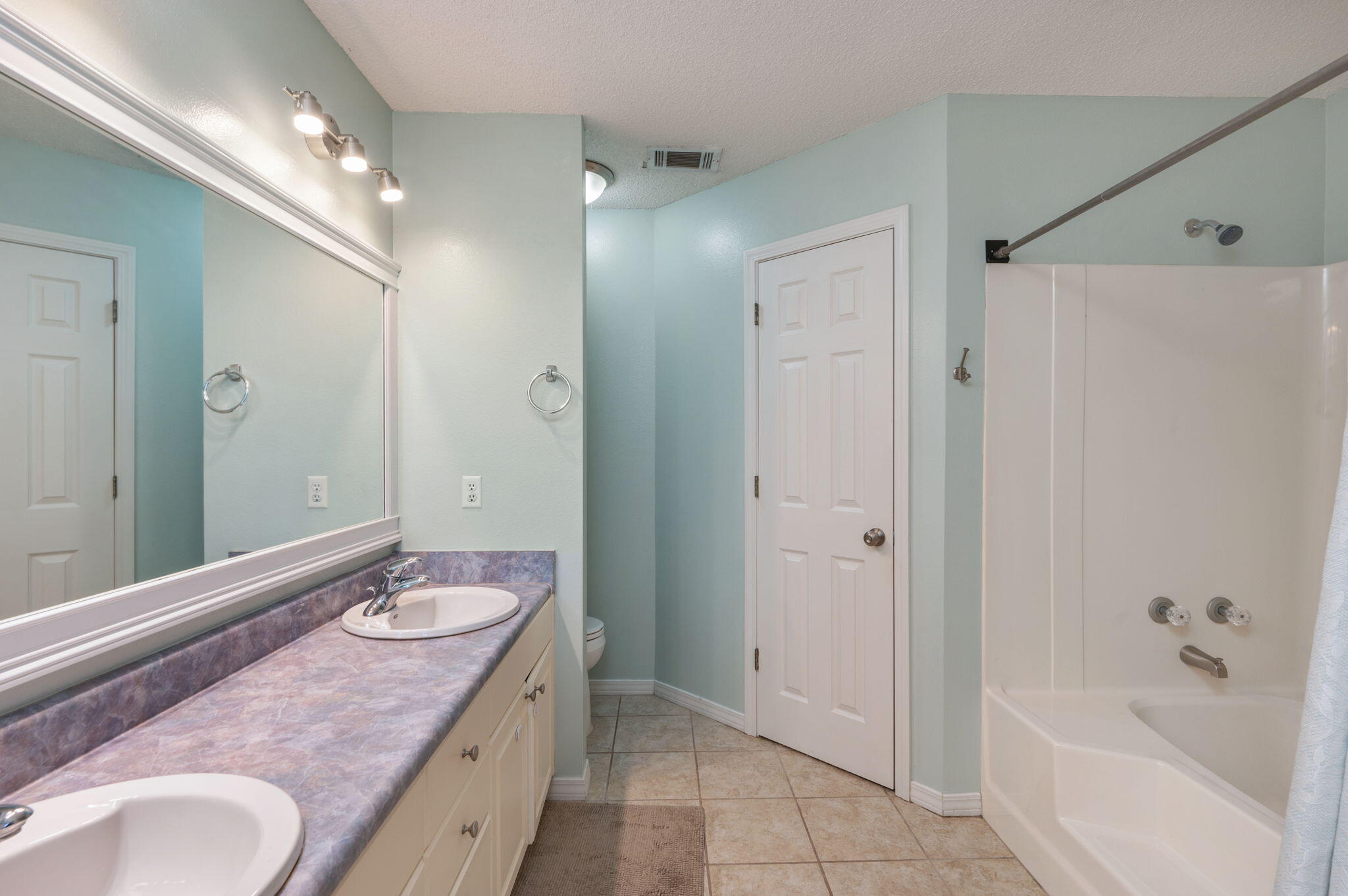 2702 Beacon Court Navarre, FL 32566 - Photo 12 of 34 17-web-or-mls-2702-beacon-ct