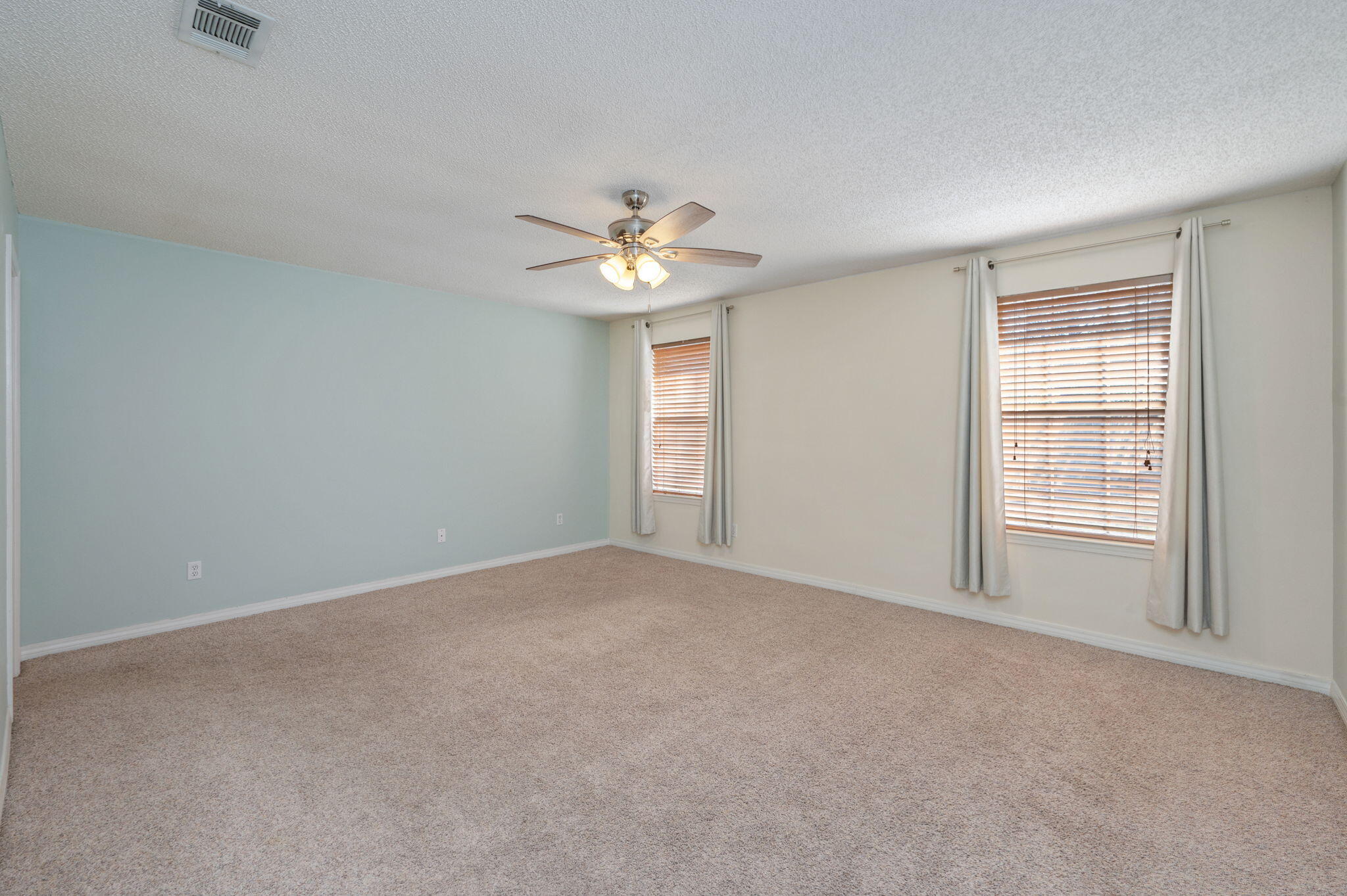 2702 Beacon Court Navarre, FL 32566 - Photo 9 of 34 14-web-or-mls-2702-beacon-ct