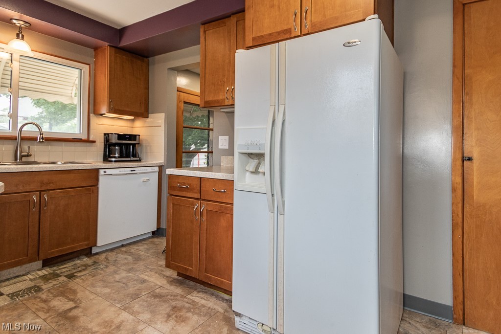 30136 Barjode Road Willowick, OH 44095 - Photo 11 of 32 Gallery Image 11