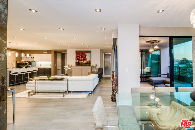 432 North Oakhurst Drive, Unit 407 Beverly Hills, CA 90210 - Photo 16 of 38