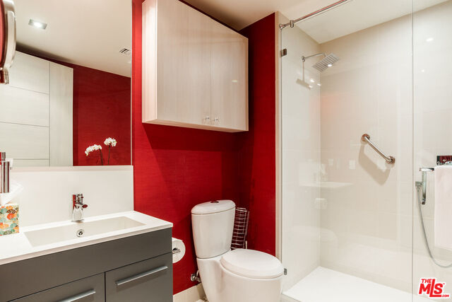 432 North Oakhurst Drive, Unit 407 Beverly Hills, CA 90210 - Photo 29 of 38