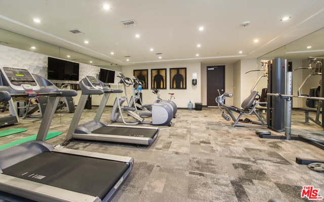 432 North Oakhurst Drive, Unit 407 Beverly Hills, CA 90210 - Photo 37 of 38