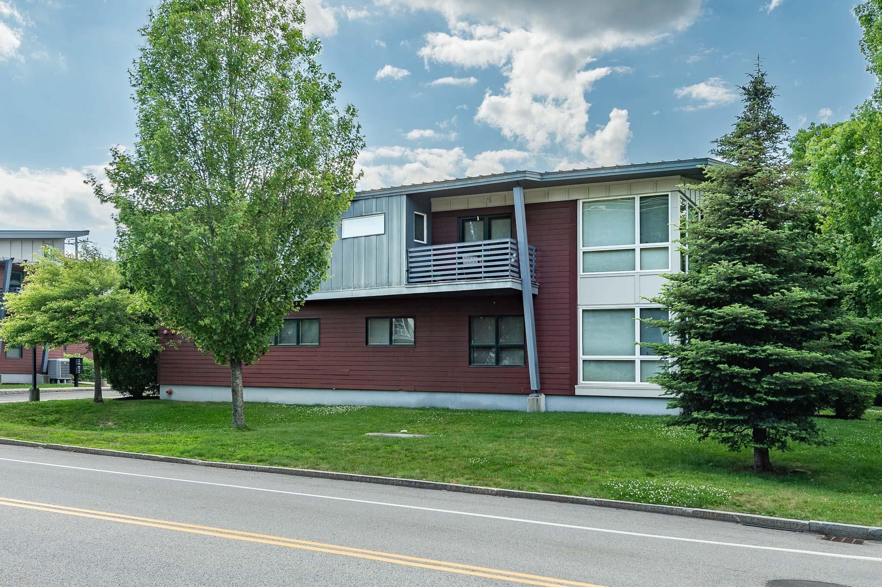 659 Dennett Street, Unit 1 Portsmouth, NH 03801 - Photo 1 of 28