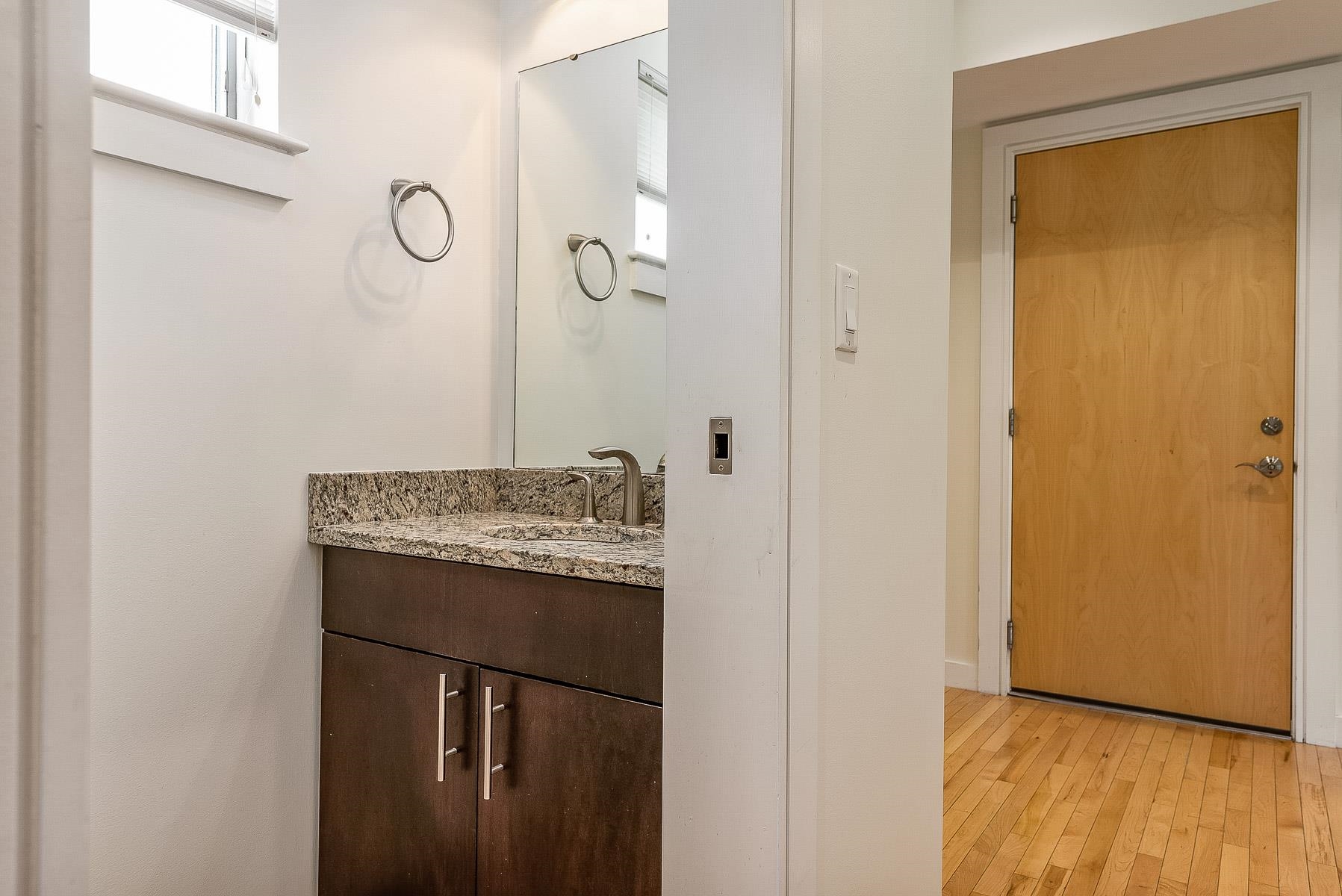 659 Dennett Street, Unit 1 Portsmouth, NH 03801 - Photo 11 of 28