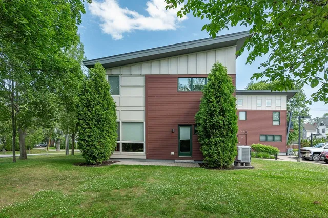 $5,000 | 659 Dennett Street, Unit 1, Portsmouth, NH 03801