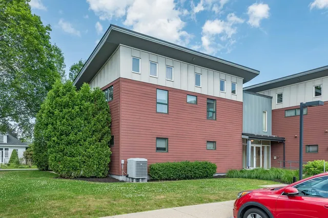 $5,000 | 659 Dennett Street, Unit 1, Portsmouth, NH 03801