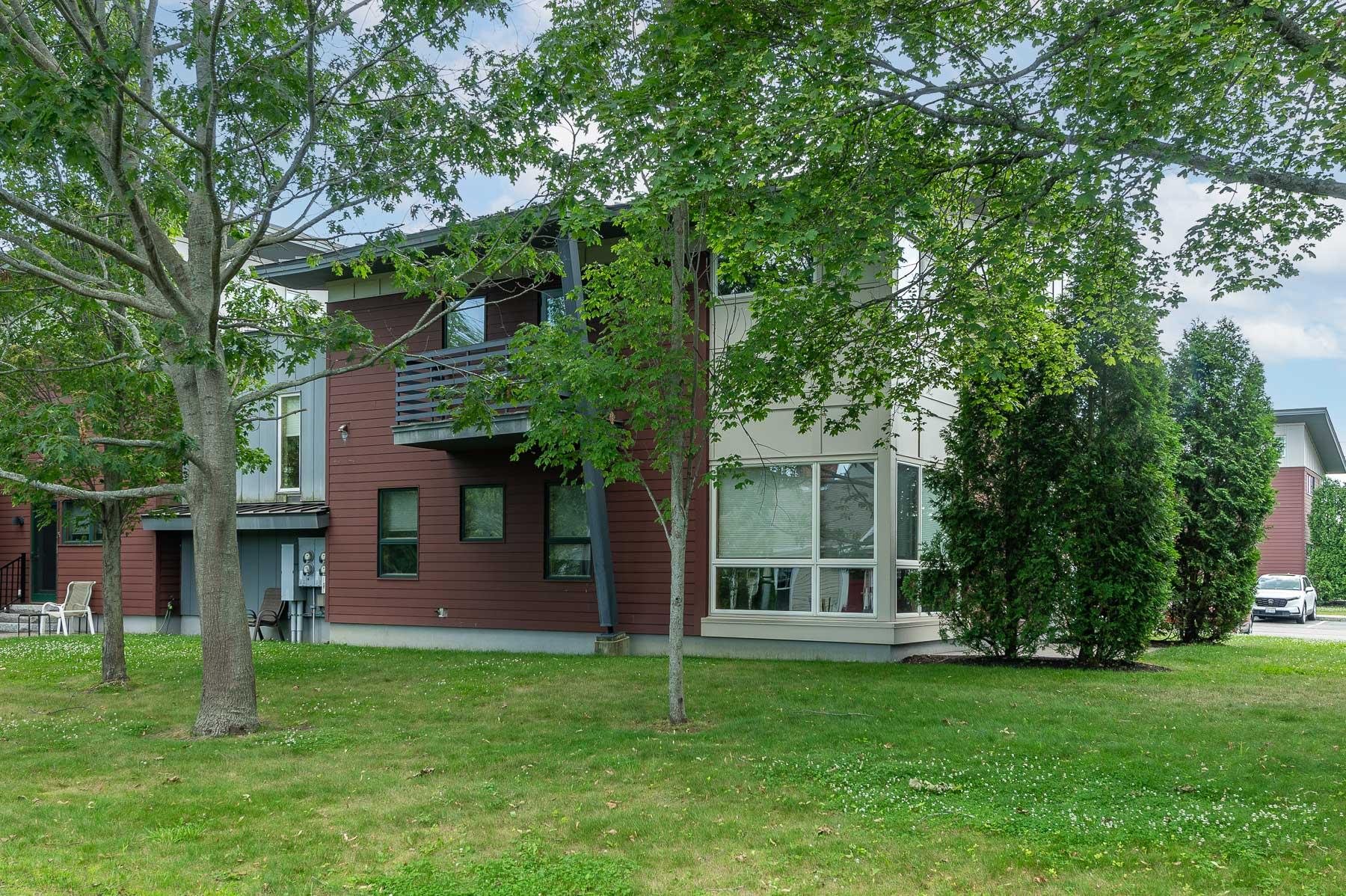 659 Dennett Street, Unit 1 Portsmouth, NH 03801 - Photo 27 of 28