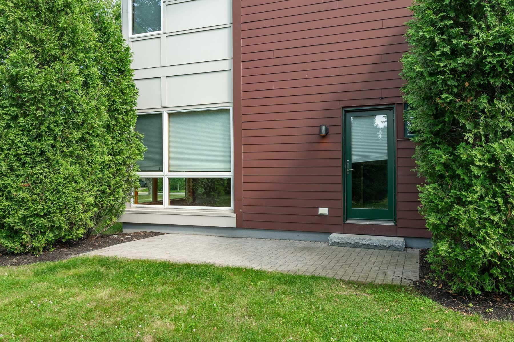 659 Dennett Street, Unit 1 Portsmouth, NH 03801 - Photo 28 of 28