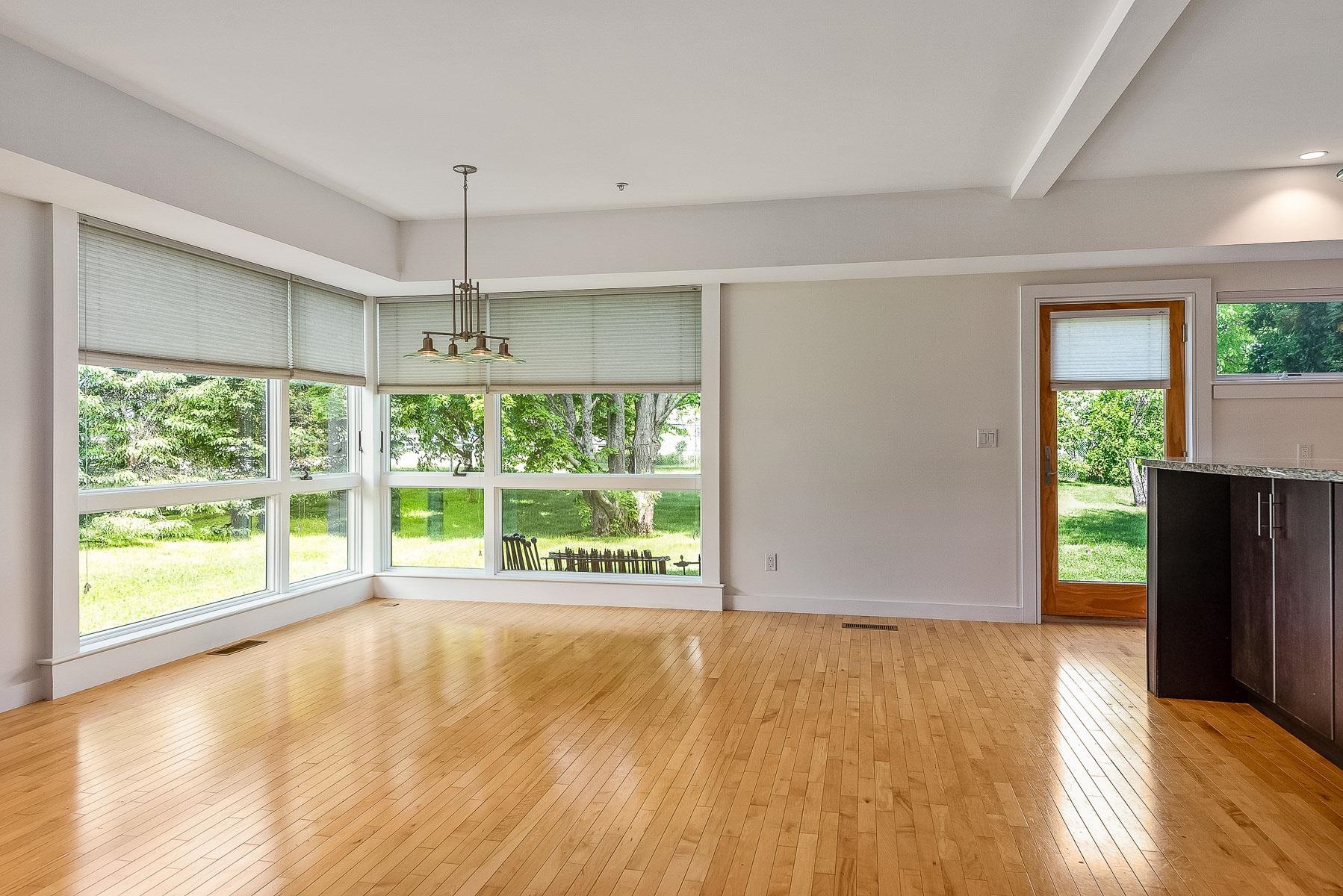 659 Dennett Street, Unit 1 Portsmouth, NH 03801 - Photo 8 of 28