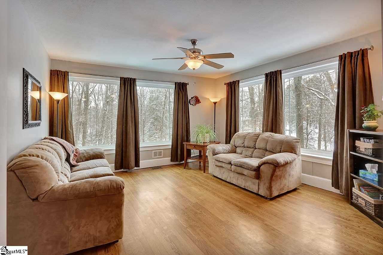 415 Tanner Road Taylors, SC 29687 - Photo 15 of 36 Gallery Image 15