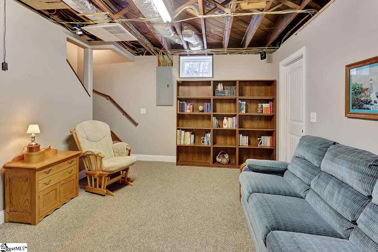 415 Tanner Road Taylors, SC 29687 - Photo 26 of 36 Gallery Image 26