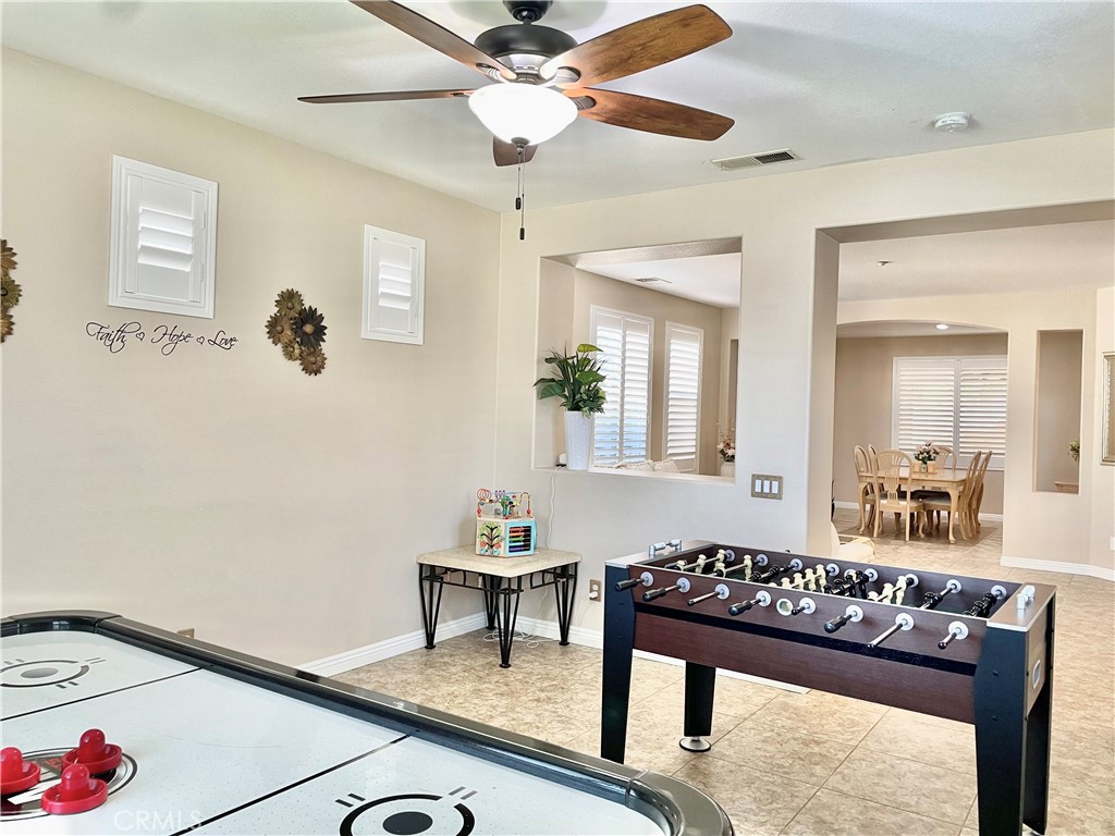 8004 Palm View Lane Riverside, CA 92508 - Photo 11 of 60