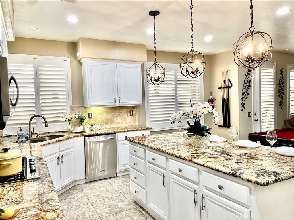 8004 Palm View Lane Riverside, CA 92508 - Photo 17 of 60