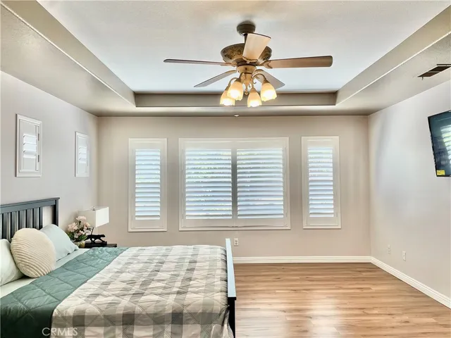 $949,999 | 8004 Palm View Lane, Riverside, CA 92508