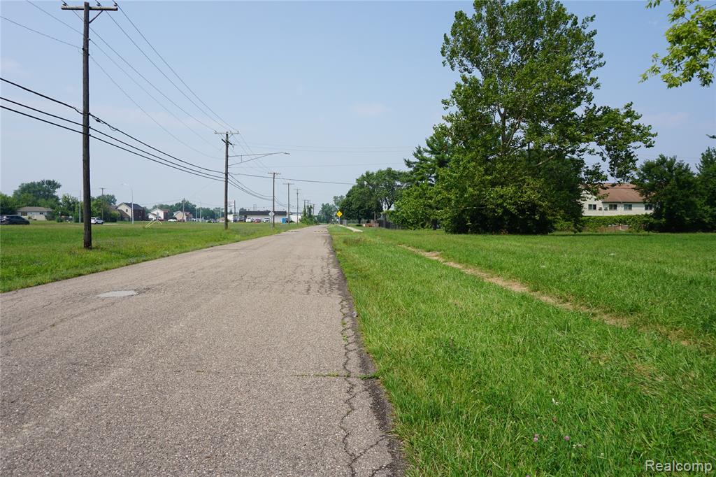 Vacant Wayland Court Inkster, MI 48141 - Photo 4 of 4