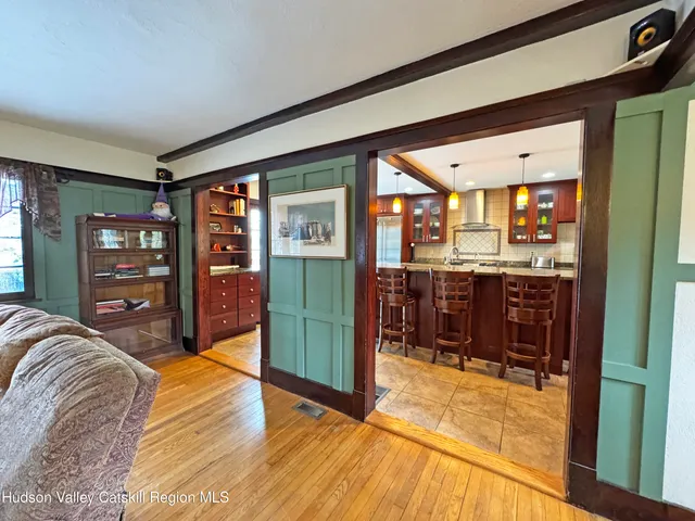 $1,150,000 | 2 Malden Avenue, Saugerties, NY 12477