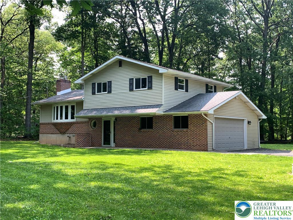 3965 Blacksmith Road New Tripoli, PA 18066 - Photo 3 of 24 Gallery Image 3
