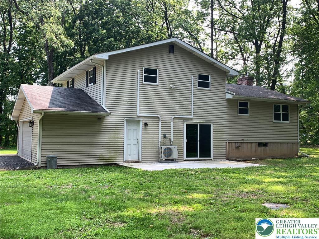 3965 Blacksmith Road New Tripoli, PA 18066 - Photo 4 of 24 Gallery Image 4
