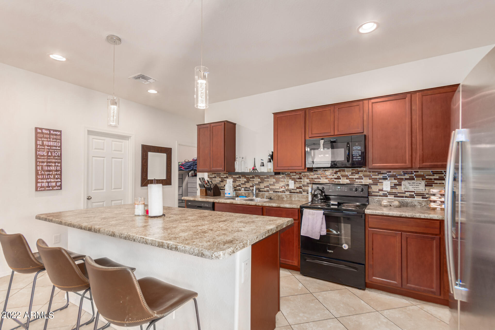 10331 West Cordes Road Tolleson, AZ 85353 - Photo 12 of 33 12 - Cordes