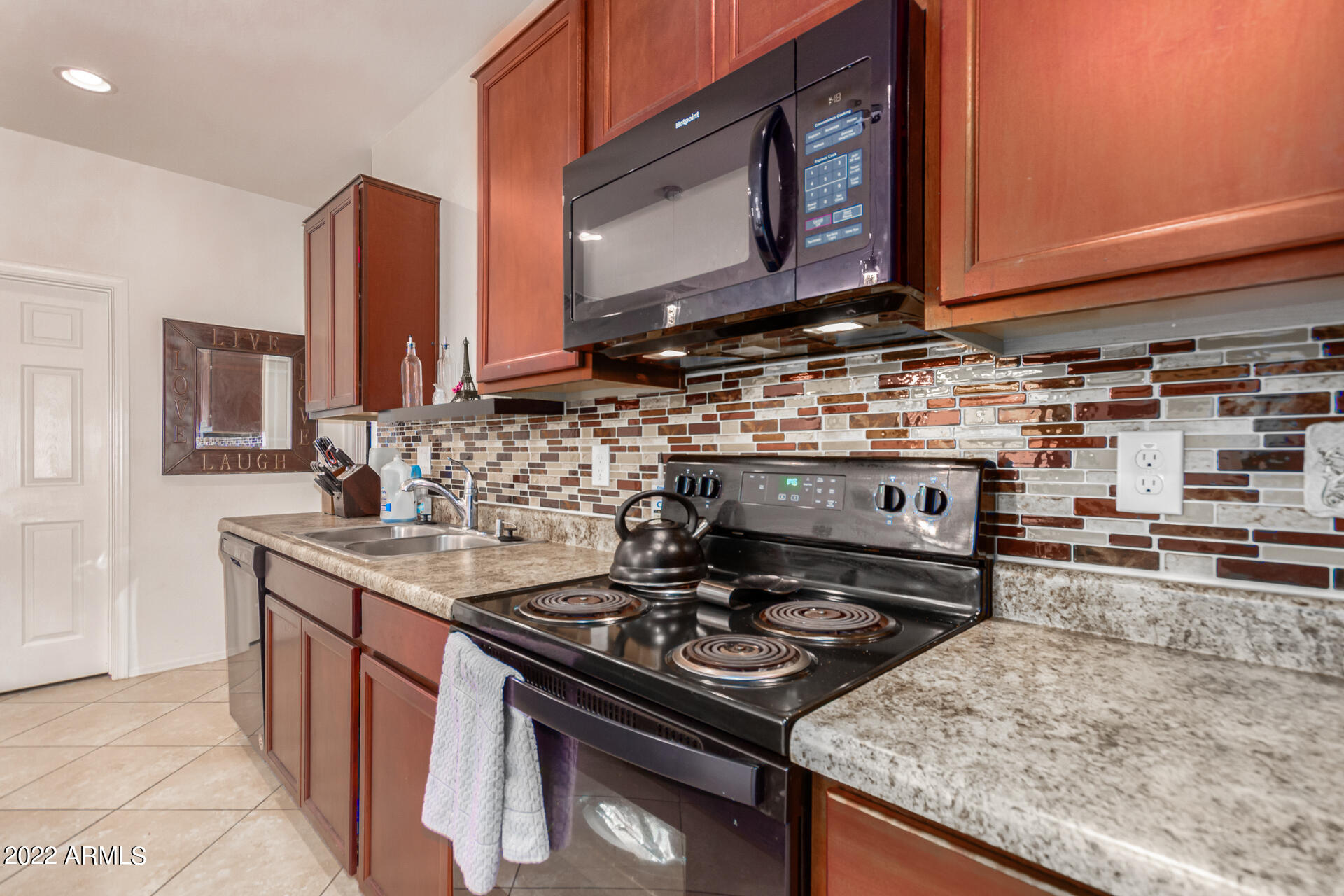 10331 West Cordes Road Tolleson, AZ 85353 - Photo 16 of 33 16 - Cordes