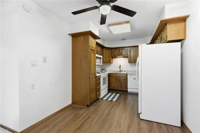 $169,900 | 1412 West Stone Boulevard, Raymore, MO 64083