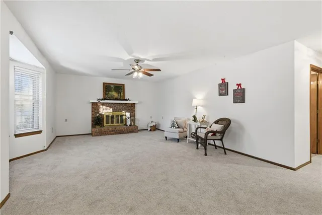 $169,900 | 1412 West Stone Boulevard, Raymore, MO 64083