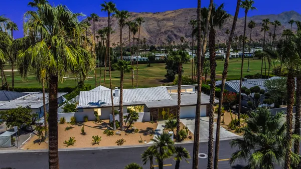 $1,695,000 | 2598 South Camino Real, Palm Springs, CA 92264
