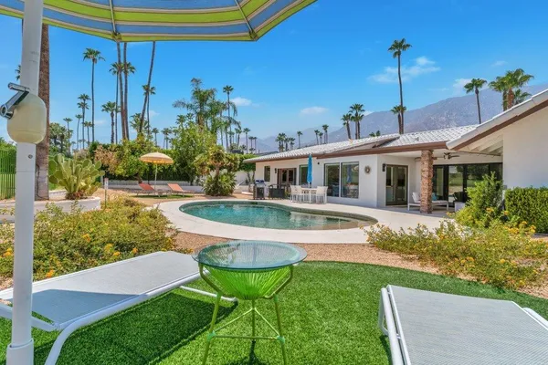 $1,695,000 | 2598 South Camino Real, Palm Springs, CA 92264