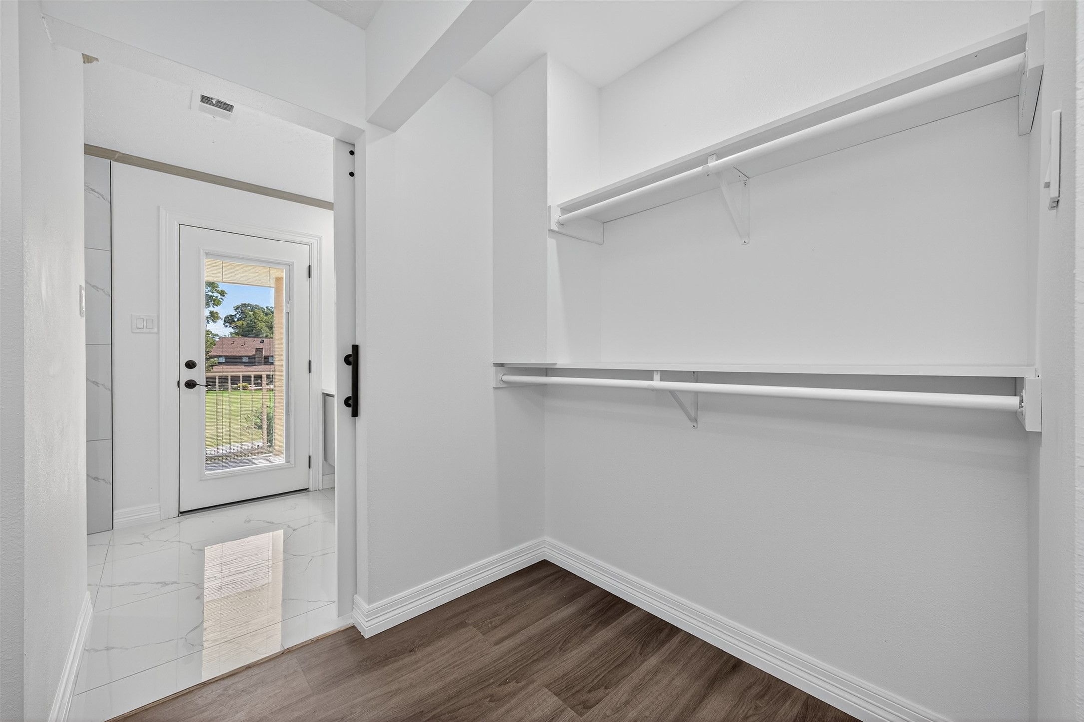 559 Hampton Road Conroe, TX 77302 - Photo 25 of 49