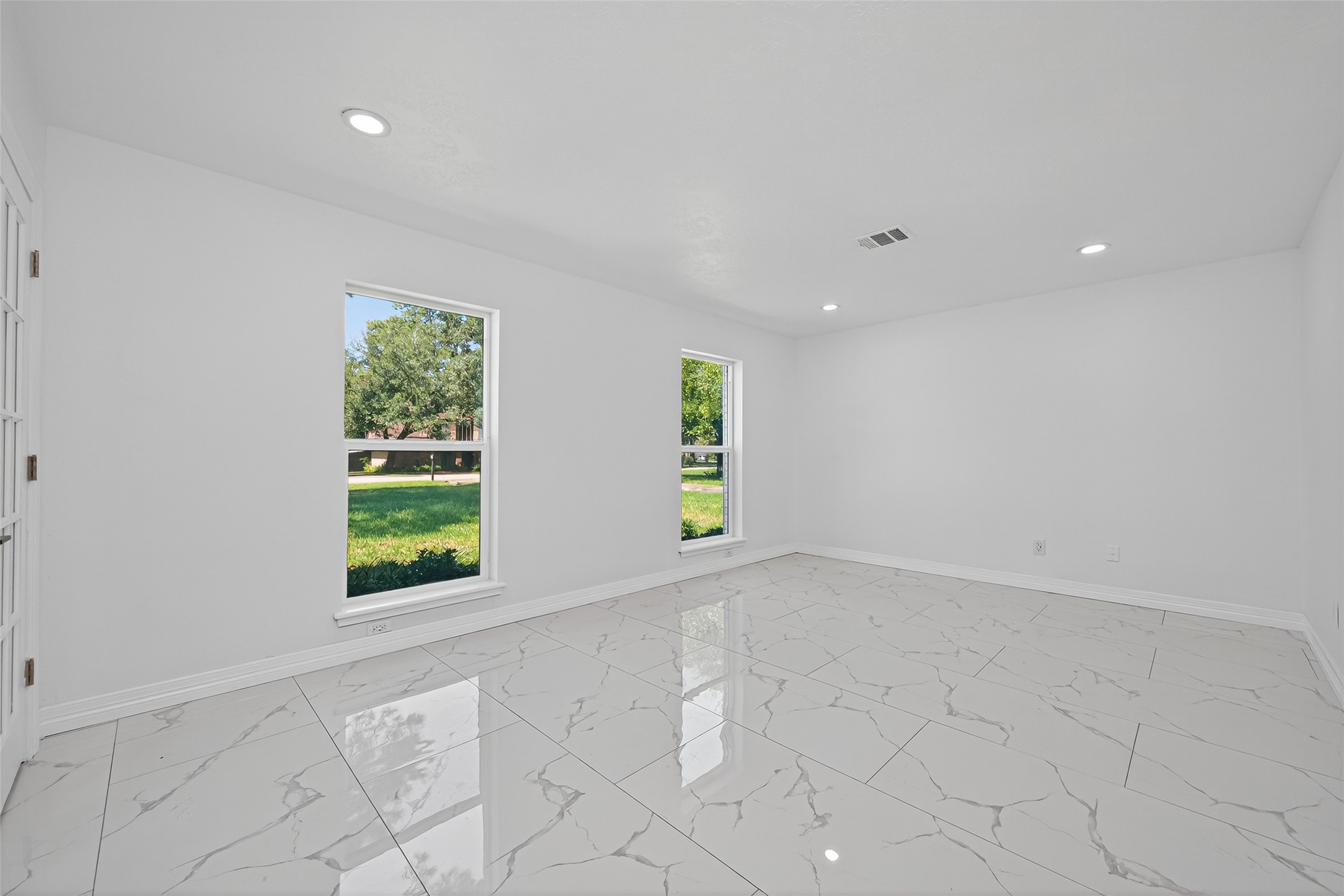 559 Hampton Road Conroe, TX 77302 - Photo 6 of 49 Study Room