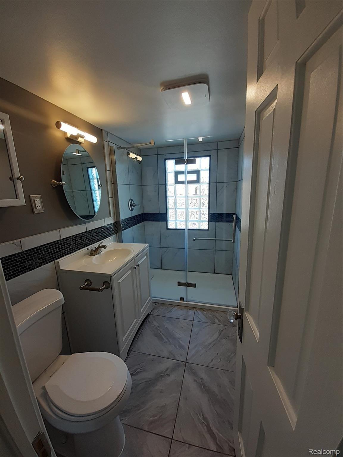 20115 Canterbury Road Detroit, MI 48221 - Photo 25 of 38 20200221_131720-1.jpg