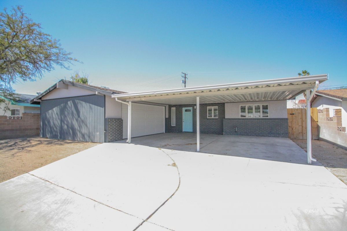 425 Lenore Street Ridgecrest, CA 93555 - Photo 1 of 1