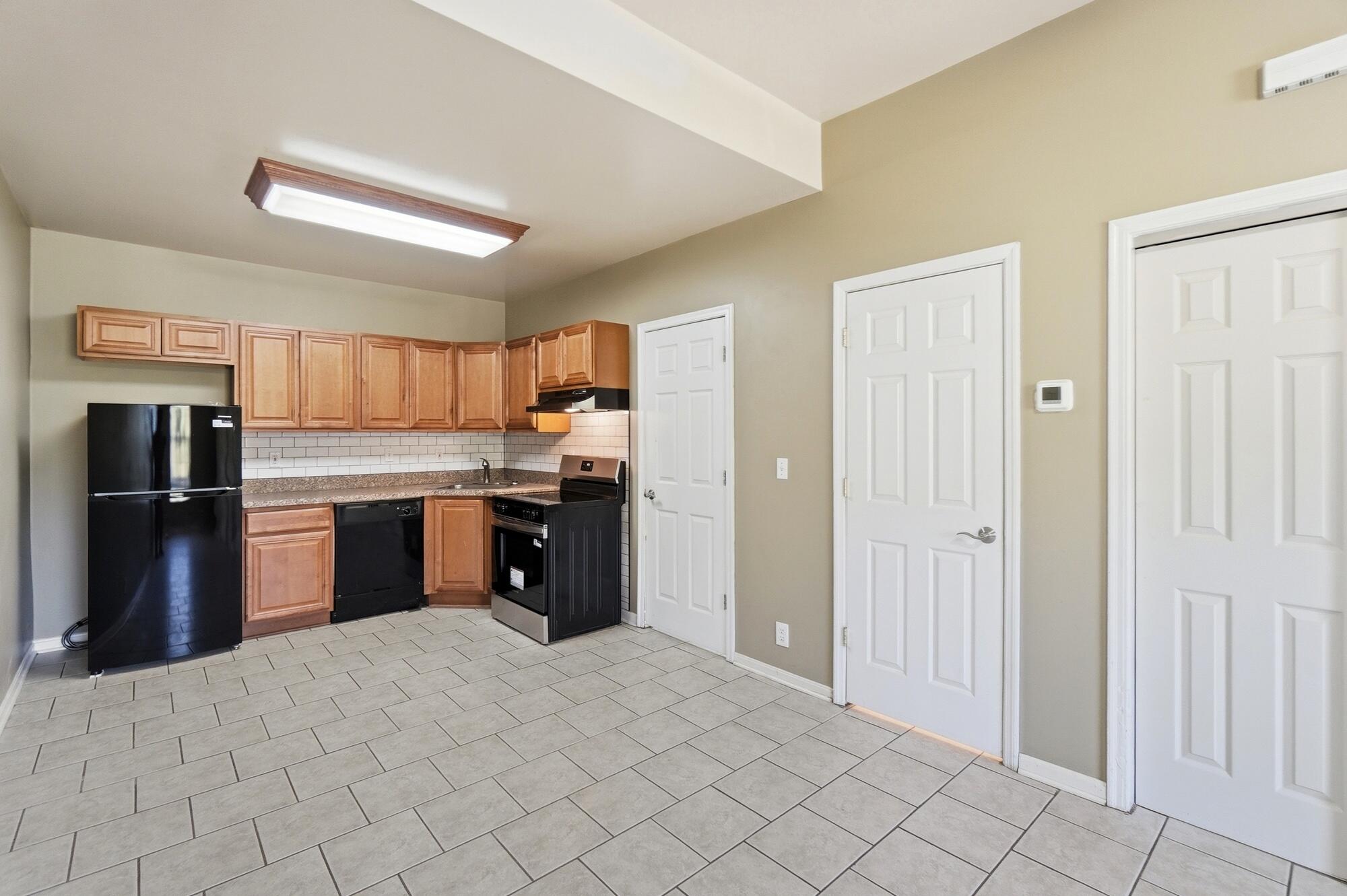 1034-1036 Amsterdam Road Covington, KY 41011 - Photo 9 of 27 049