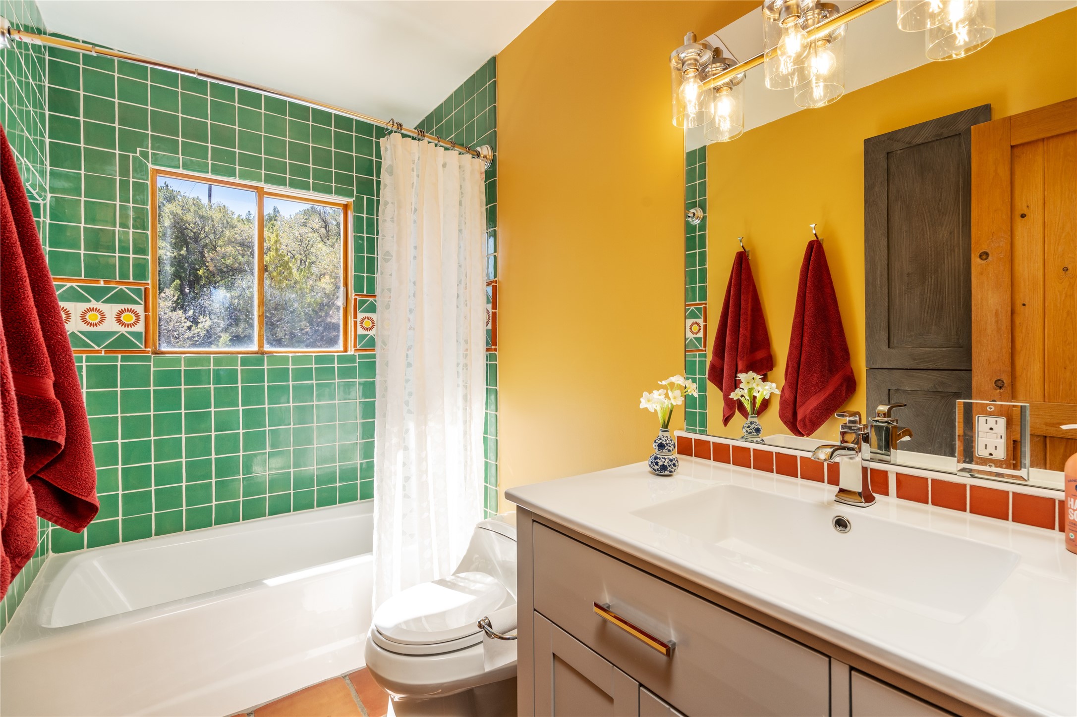 1204 Bandolina Road Santa Fe, NM 87501 - Photo 49 of 69 Upper Casita full bath