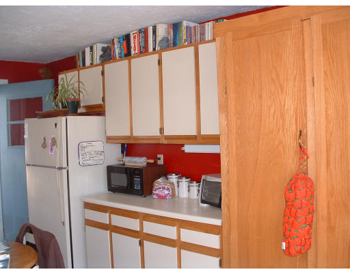431 Townsend Harbor Road Lunenburg, MA 01462 - Photo 6 of 8 Gallery Image 6