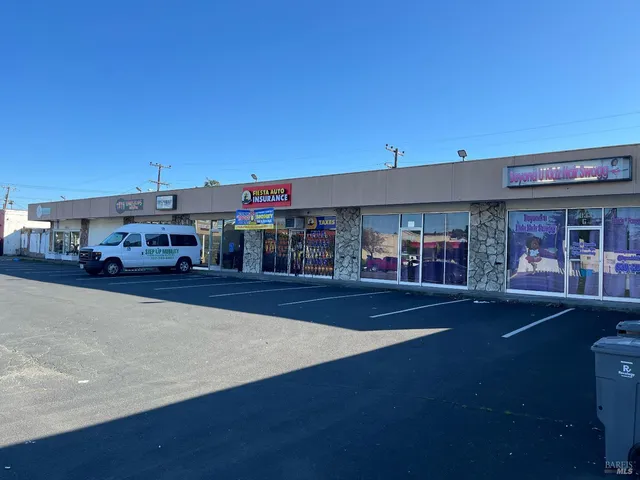 $1,375 | 1833 Springs Road, Unit F, Vallejo, CA 94591