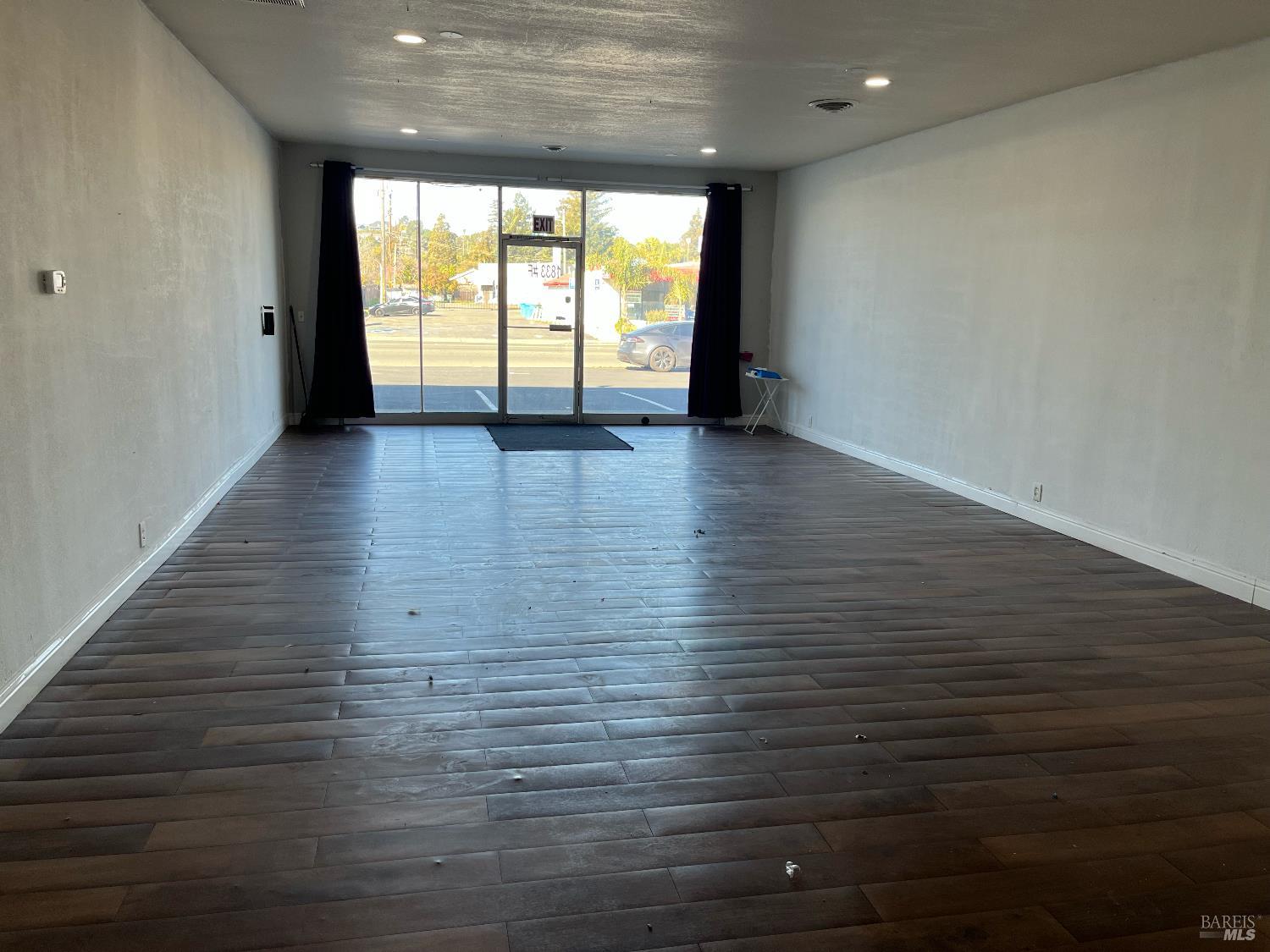 1833 Springs Road, Unit F Vallejo, CA 94591 - Photo 4 of 9