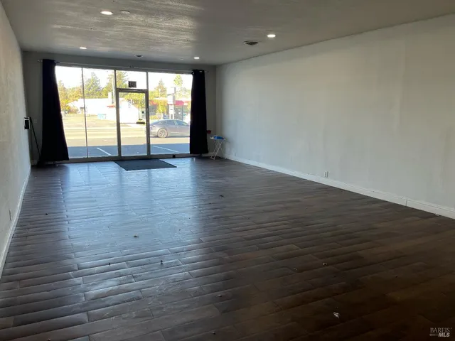 $1,375 | 1833 Springs Road, Unit F, Vallejo, CA 94591