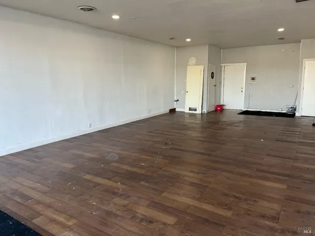 $1,375 | 1833 Springs Road, Unit F, Vallejo, CA 94591