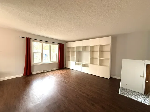 $359,900 | 2870 Wayland Court, Eau Claire, WI 54703