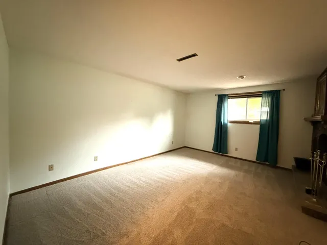 $359,900 | 2870 Wayland Court, Eau Claire, WI 54703