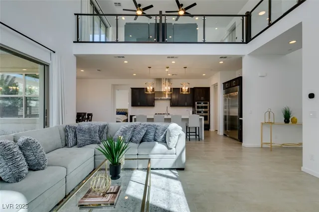 $1,194,000 | 365 Mal Paso Street, Las Vegas, NV 89138