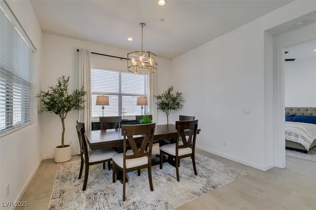 $1,194,000 | 365 Mal Paso Street, Las Vegas, NV 89138