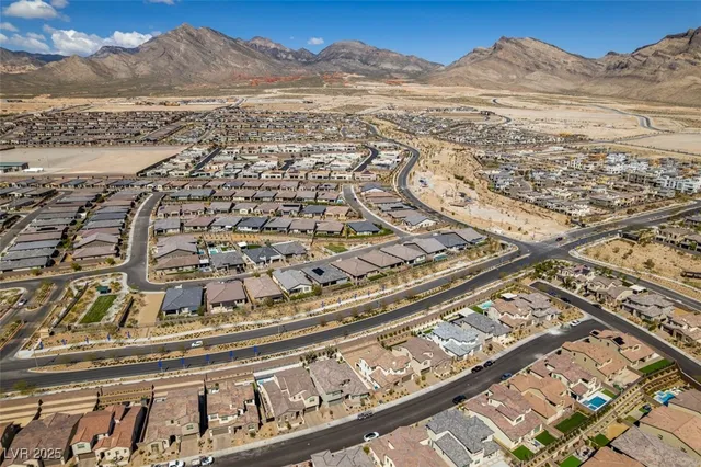 $1,194,000 | 365 Mal Paso Street, Las Vegas, NV 89138