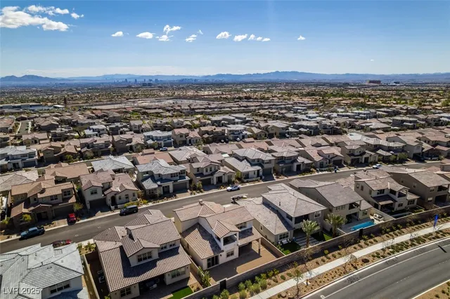 $1,194,000 | 365 Mal Paso Street, Las Vegas, NV 89138