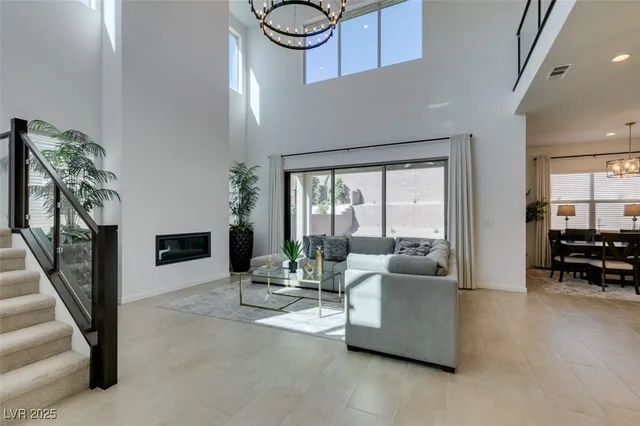 $1,194,000 | 365 Mal Paso Street, Las Vegas, NV 89138